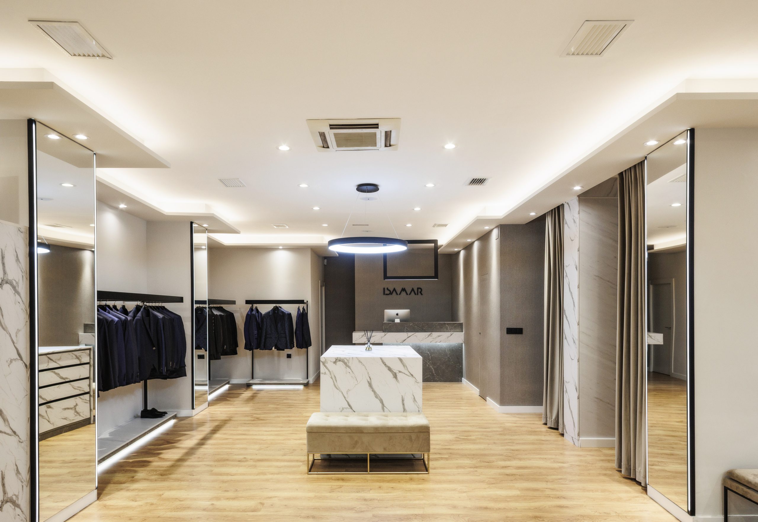 Isamar Atelier - Atelier de moda nupcial en Granada con más de 25 años de experiencia