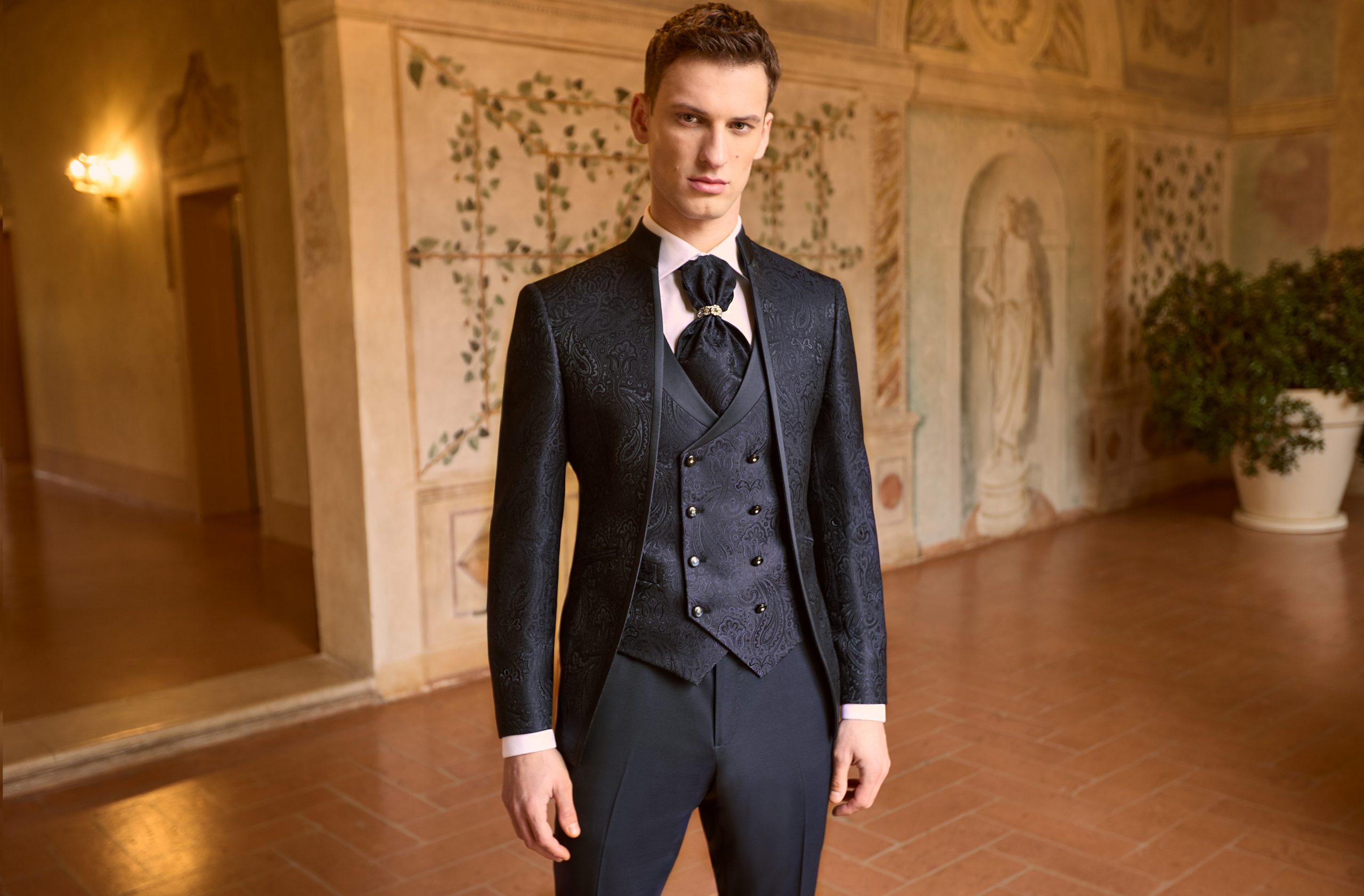 Traje de novio colección Luigi Bianchi - Elegancia italiana con confección artesanal